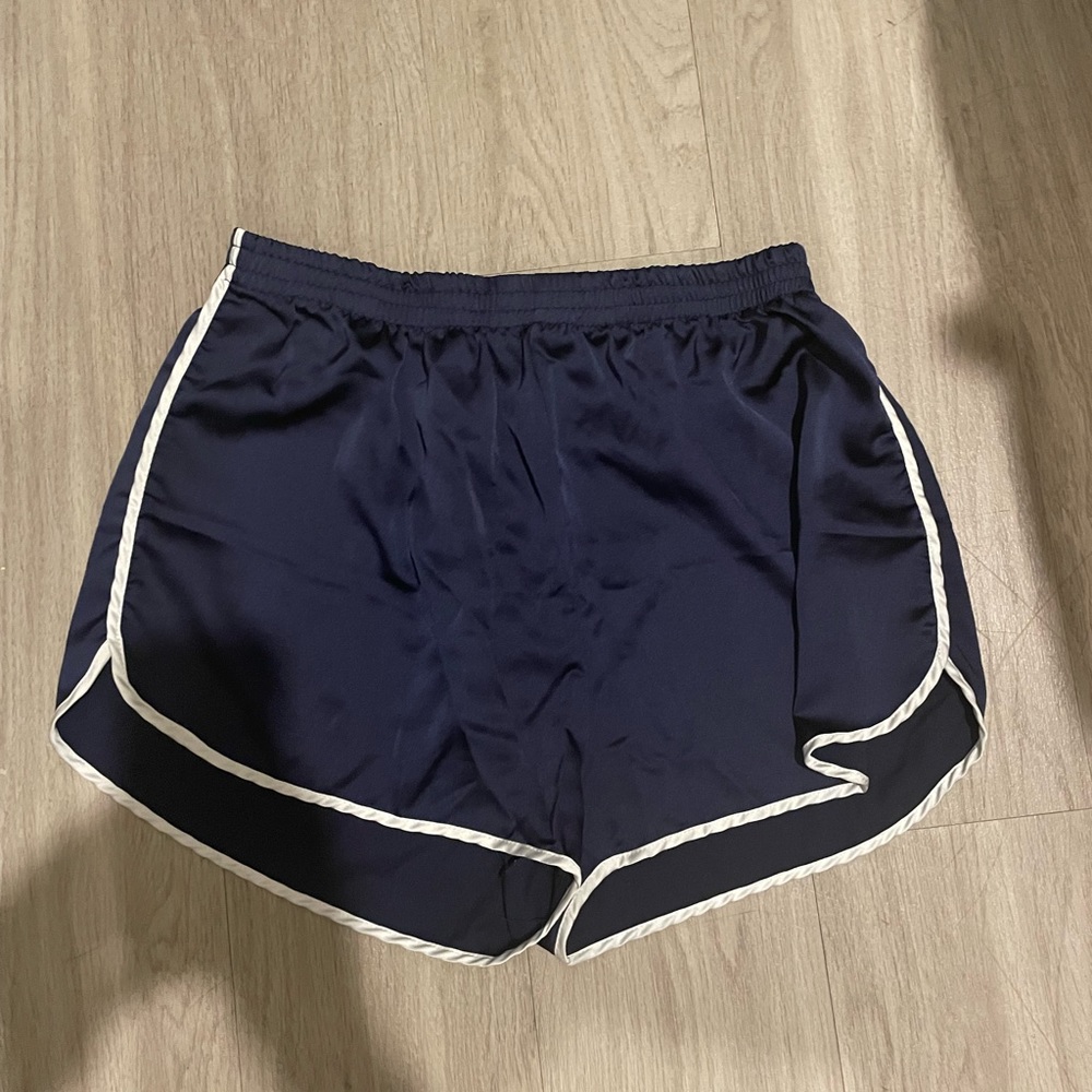 Silk lounge shorts